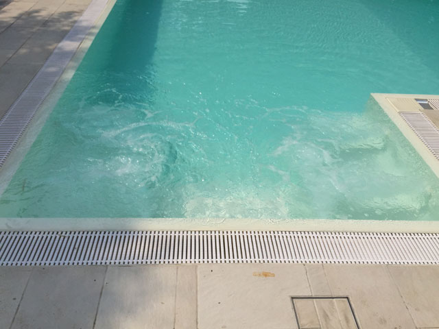 Piscina interrata standard