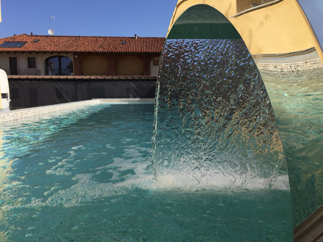 Bocchettone idromassaggio piscina
